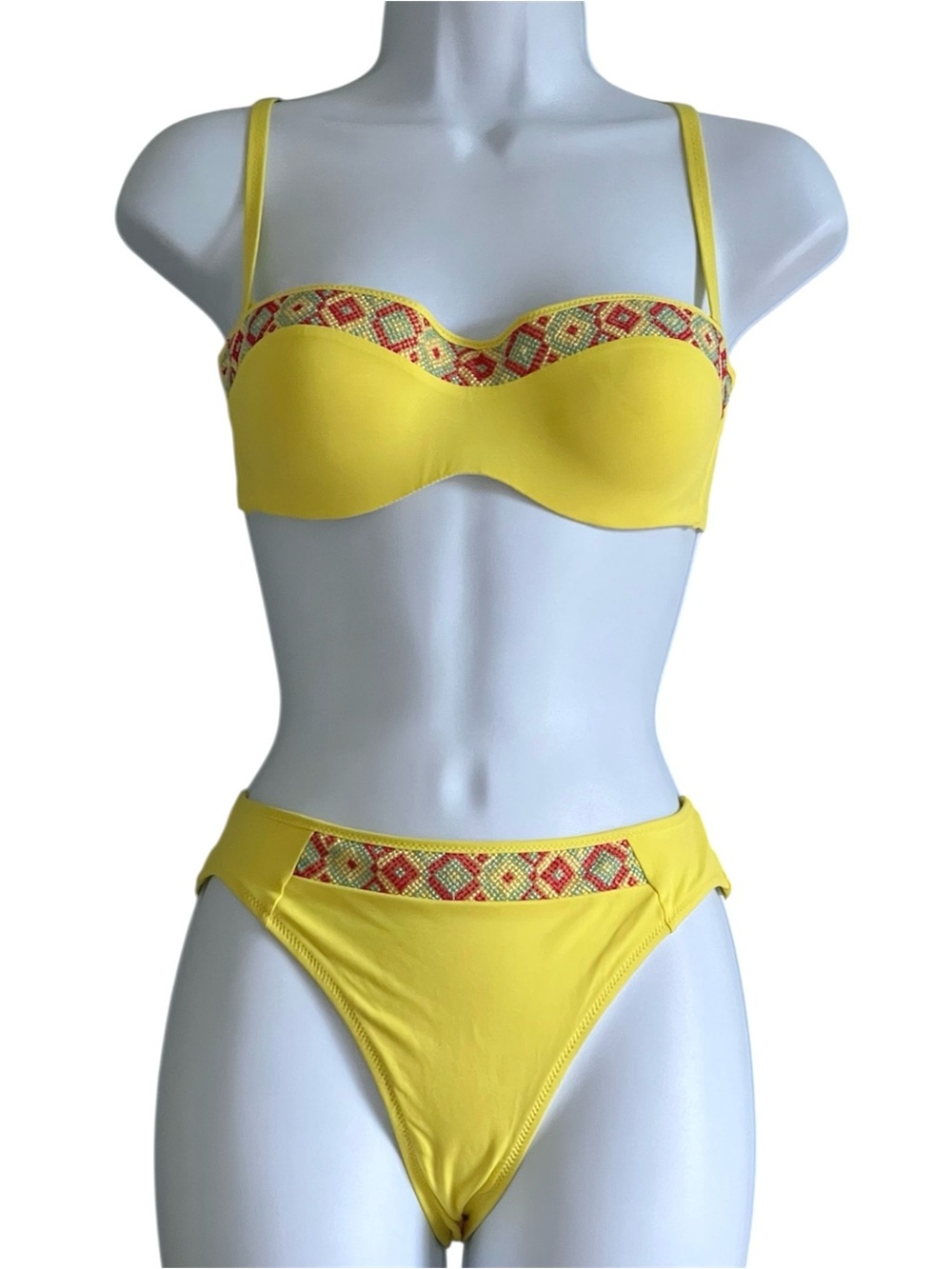 Huit Vanilla Ice Underwire Bra Sized Bikini Set Yellow Swimwear 32C Top S Bottom